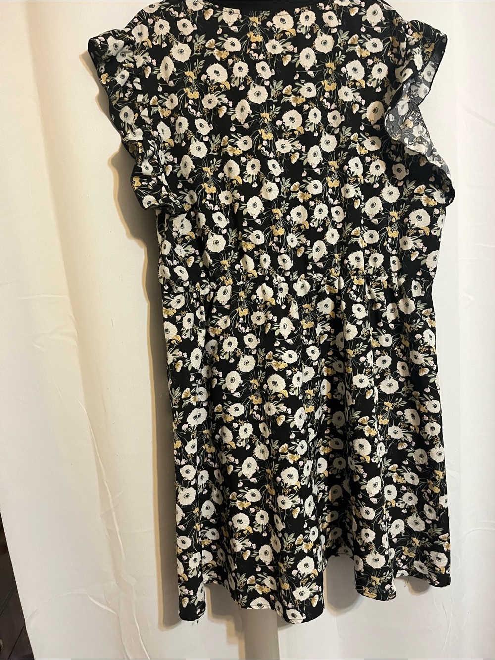 Floral Knee Length Dress ***SEE DESCRIPTION*** - Picture 2 of 6
